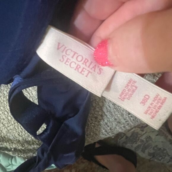 Victoria’s Secret lightly lined Demi navy/seafoam cage bra size 38D - Picture 6 of 8